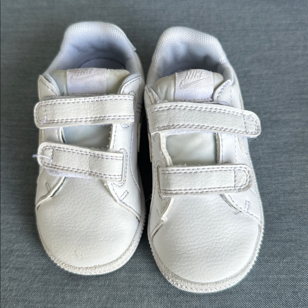 Nike Baby White Velcro Sneakers